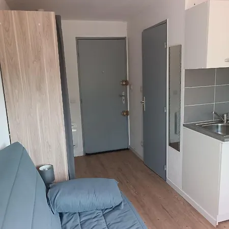Apartment Proche Du Chu Nimes
